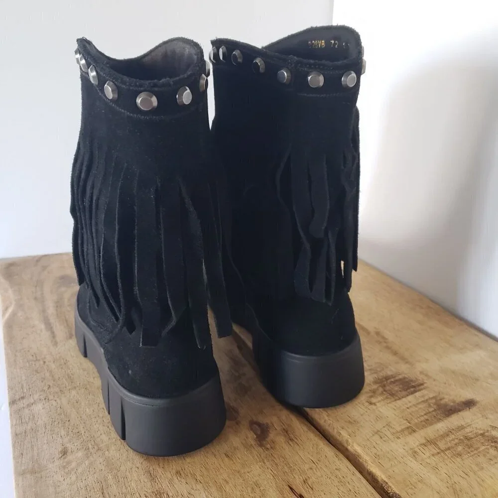 NWT Geox Ghoula Suede Fringe Studded Mid-Calf Chunky Lug Sole Winter Boots Sz 8